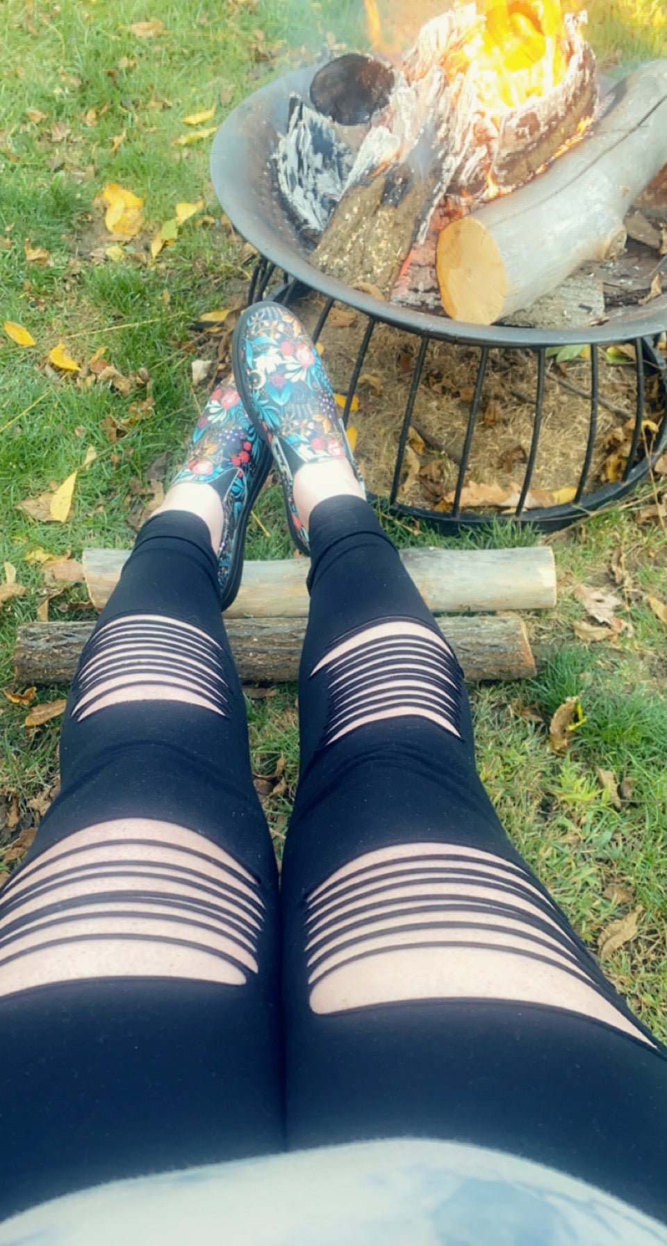 Adult Shredded Leggings